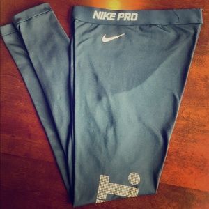 Nike Pro leggings